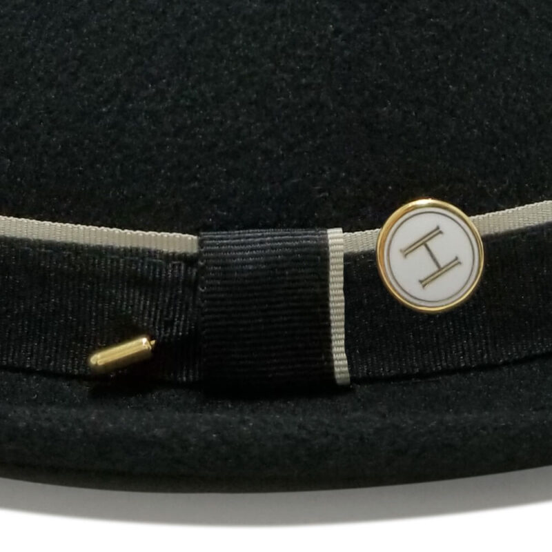 REGGIE diamond-crown porkpie hat pin detail - vegan felt