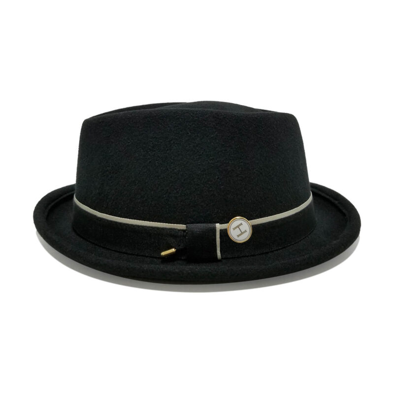 REGGIE diamond-crown porkpie-hat in black vegan faux-wool felt - side-view
